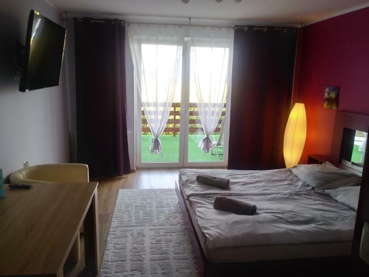 Bed and Breakfast Tropikalna Odnowa Falkowo Exterior foto